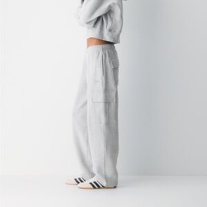 Aritzia Cozy Sweatfleece Mega Cargo Sweatpant - Heather Chrome